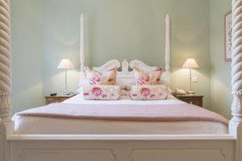Moorhill House